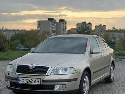 Шкода Октавия 2005 в Львове на Automoto.ua Бежевый Шкода Октавия, объемом двигателя 1.6 л и пробегом 270 тыс. км за 4650 $, фото 1 на Automoto.ua