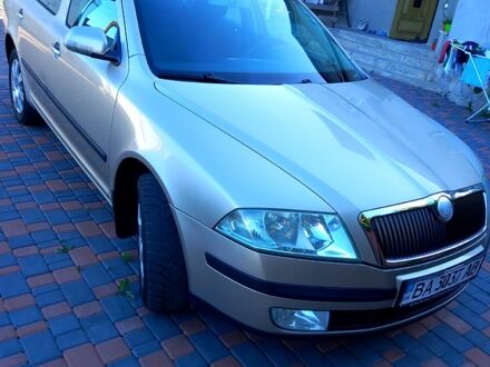 Шкода Октавія 2005 у Кропивницькому (Кіровограді) на Automoto.ua Бежевий Шкода Октавія, об'ємом двигуна 1.6 л та пробігом 210 тис. км за 3900 $, фото 1 на Automoto.ua