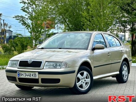 Шкода Октавия 2005 в Кропивницком (Кировограде) на Automoto.ua Бежевый Шкода Октавия, объемом двигателя 1.6 л и пробегом 150 тыс. км за 6100 $, фото 1 на Automoto.ua