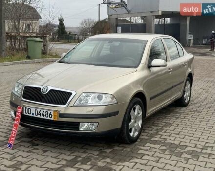 Бежевий Шкода Октавія, об'ємом двигуна 1.6 л та пробігом 205 тис. км за 5450 $, фото 1 на Automoto.ua
