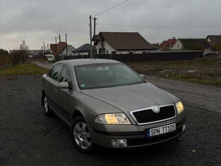 Бежевый Шкода Октавия, объемом двигателя 2.01 л и пробегом 310 тыс. км за 2850 $, фото 1 на Automoto.ua