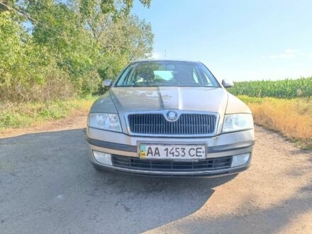 Шкода Октавия 2006 в Кагарлыке на Automoto.ua Бежевый Шкода Октавия, объемом двигателя 1.6 л и пробегом 50 тыс. км за 3700 $, фото 1 на Automoto.ua