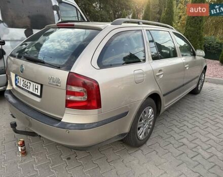 Бежевый Шкода Октавия, объемом двигателя 2 л и пробегом 218 тыс. км за 5500 $, фото 1 на Automoto.ua