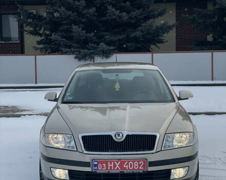 Бежевый Шкода Октавия, объемом двигателя 1.6 л и пробегом 168 тыс. км за 6700 $, фото 1 на Automoto.ua