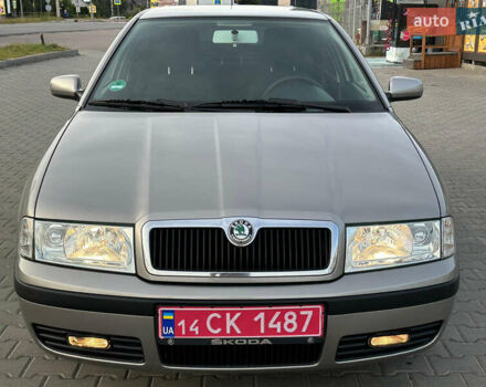 Бежевый Шкода Октавия, объемом двигателя 0 л и пробегом 182 тыс. км за 5999 $, фото 1 на Automoto.ua