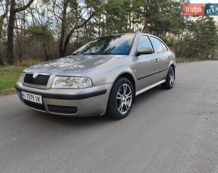 Бежевый Шкода Октавия, объемом двигателя 1.9 л и пробегом 275 тыс. км за 3300 $, фото 1 на Automoto.ua