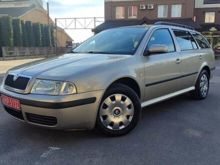 Бежевий Шкода Октавія, об'ємом двигуна 1.6 л та пробігом 212 тис. км за 5600 $, фото 1 на Automoto.ua