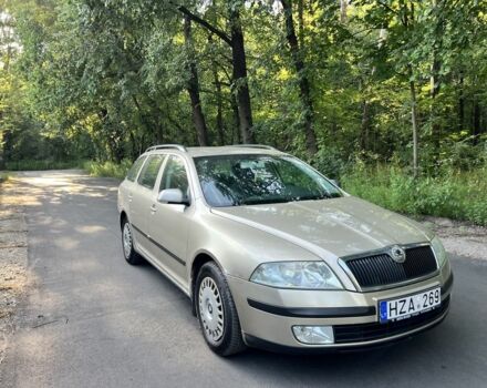 Бежевий Шкода Октавія, об'ємом двигуна 1.9 л та пробігом 250 тис. км за 1990 $, фото 1 на Automoto.ua