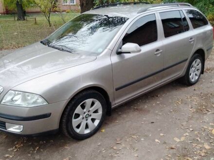 Шкода Октавия 2006 в Сумах на Automoto.ua Бежевый Шкода Октавия, объемом двигателя 0 л и пробегом 175 тыс. км за 6500 $, фото 1 на Automoto.ua