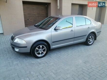 Шкода Октавія 2007 у Хмельницькому на Automoto.ua Бежевий Шкода Октавія, об'ємом двигуна 1.6 л та пробігом 292 тис. км за 6200 $, фото 1 на Automoto.ua