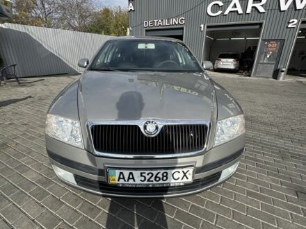 Бежевий Шкода Октавія, об'ємом двигуна 2 л та пробігом 166 тис. км за 6600 $, фото 1 на Automoto.ua