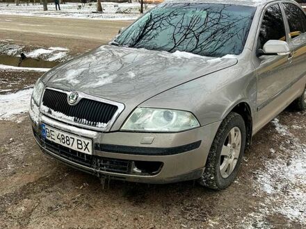 Шкода Октавия 2007 в Николаеве на Automoto.ua Бежевый Шкода Октавия, объемом двигателя 2 л и пробегом 180 тыс. км за 5500 $, фото 1 на Automoto.ua