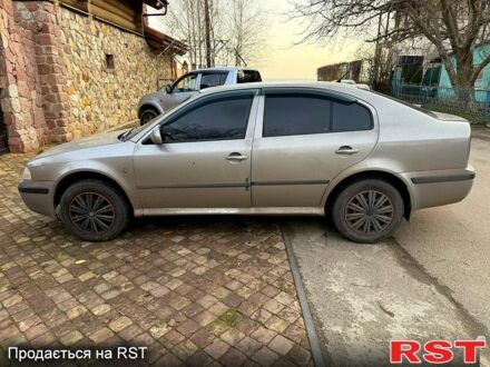 Бежевий Шкода Октавія, об'ємом двигуна 1.6 л та пробігом 630 тис. км за 5000 $, фото 1 на Automoto.ua