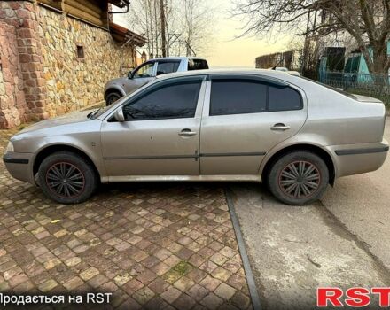 Бежевый Шкода Октавия, объемом двигателя 1.6 л и пробегом 630 тыс. км за 5000 $, фото 1 на Automoto.ua