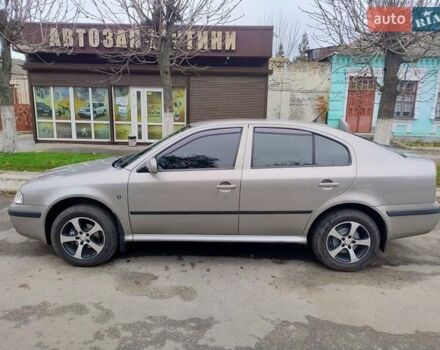 Бежевый Шкода Октавия, объемом двигателя 1.6 л и пробегом 285 тыс. км за 5600 $, фото 1 на Automoto.ua