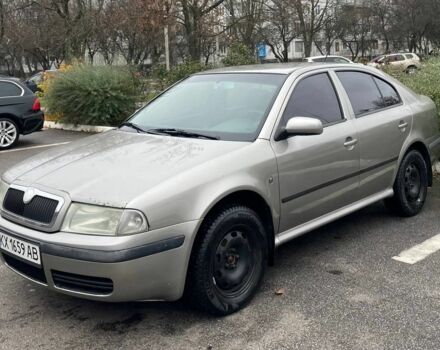 Бежевый Шкода Октавия, объемом двигателя 1.6 л и пробегом 256 тыс. км за 4500 $, фото 1 на Automoto.ua