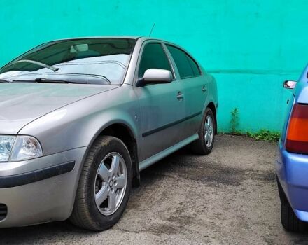 Бежевый Шкода Октавия, объемом двигателя 1.6 л и пробегом 240 тыс. км за 5500 $, фото 1 на Automoto.ua