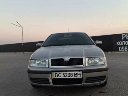 Бежевий Шкода Октавія, об'ємом двигуна 1.6 л та пробігом 195 тис. км за 6500 $, фото 1 на Automoto.ua
