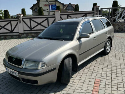 Шкода Октавия 2008 в Черновцах на Automoto.ua Бежевый Шкода Октавия, объемом двигателя 1.6 л и пробегом 133 тыс. км за 5300 $, фото 1 на Automoto.ua