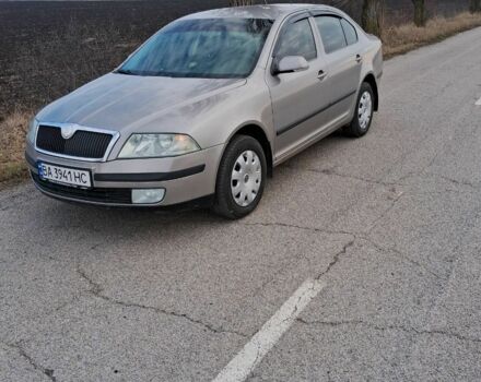 Бежевый Шкода Октавия, объемом двигателя 1.6 л и пробегом 265 тыс. км за 6500 $, фото 1 на Automoto.ua