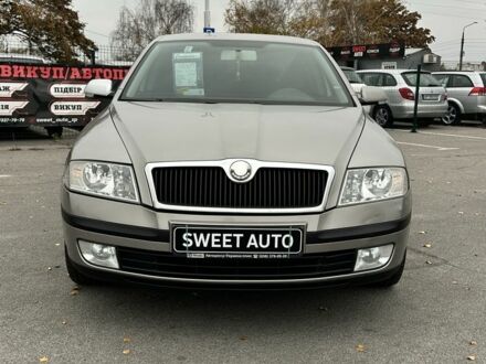 Бежевий Шкода Октавія, об'ємом двигуна 1.6 л та пробігом 226 тис. км за 5999 $, фото 1 на Automoto.ua