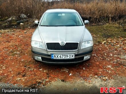 Бежевий Шкода Октавія, об'ємом двигуна 2 л та пробігом 247 тис. км за 6500 $, фото 1 на Automoto.ua