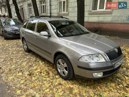 Шкода Октавия 2008 в Сумах на Automoto.ua Бежевый Шкода Октавия, объемом двигателя 1.6 л и пробегом 207 тыс. км за 7300 $, фото 1 на Automoto.ua