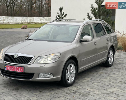 Бежевий Шкода Октавія, об'ємом двигуна 1.8 л та пробігом 159 тис. км за 7499 $, фото 1 на Automoto.ua