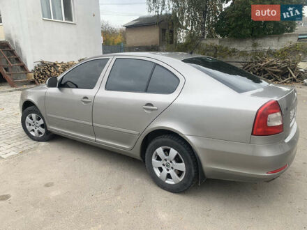 Бежевий Шкода Октавія, об'ємом двигуна 1.8 л та пробігом 283 тис. км за 6999 $, фото 1 на Automoto.ua