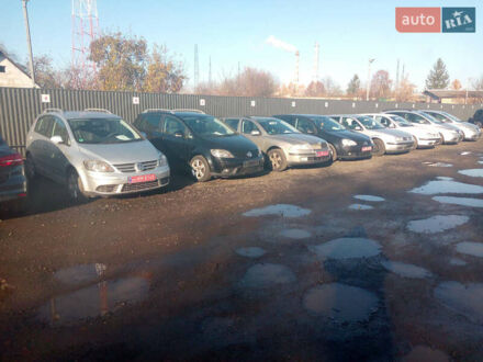 Бежевий Шкода Октавія, об'ємом двигуна 1.6 л та пробігом 200 тис. км за 4999 $, фото 1 на Automoto.ua