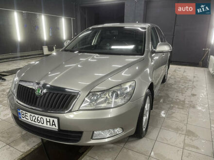Шкода Октавия 2009 в Николаеве на Automoto.ua Бежевый Шкода Октавия, объемом двигателя 1.8 л и пробегом 230 тыс. км за 7900 $, фото 1 на Automoto.ua
