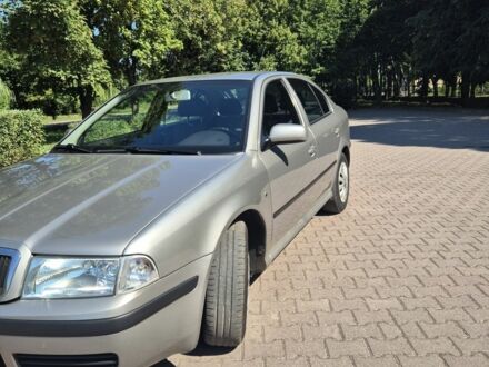 Бежевий Шкода Октавія, об'ємом двигуна 0 л та пробігом 270 тис. км за 6150 $, фото 1 на Automoto.ua