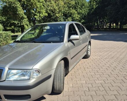 Бежевий Шкода Октавія, об'ємом двигуна 0 л та пробігом 270 тис. км за 6150 $, фото 1 на Automoto.ua