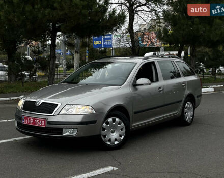Шкода Октавия 2009 в Одессе на Automoto.ua Бежевый Шкода Октавия, объемом двигателя 1.6 л и пробегом 200 тыс. км за 7800 $, фото 1 на Automoto.ua