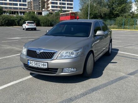 Шкода Октавия 2009 в Ужгороде на Automoto.ua Бежевый Шкода Октавия, объемом двигателя 1.9 л и пробегом 224 тыс. км за 8500 $, фото 1 на Automoto.ua