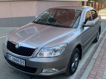 Бежевий Шкода Октавія, об'ємом двигуна 1.8 л та пробігом 143 тис. км за 7200 $, фото 1 на Automoto.ua