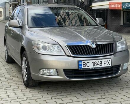 Бежевий Шкода Октавія, об'ємом двигуна 1.6 л та пробігом 271 тис. км за 5700 $, фото 1 на Automoto.ua