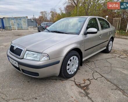 Бежевий Шкода Октавія, об'ємом двигуна 1.6 л та пробігом 188 тис. км за 6600 $, фото 1 на Automoto.ua