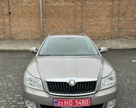 Бежевий Шкода Октавія, об'ємом двигуна 1.8 л та пробігом 280 тис. км за 8000 $, фото 1 на Automoto.ua