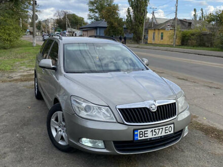 Бежевий Шкода Октавія, об'ємом двигуна 1.6 л та пробігом 237 тис. км за 7300 $, фото 1 на Automoto.ua