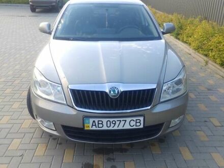 Бежевий Шкода Октавія, об'ємом двигуна 1.8 л та пробігом 223 тис. км за 6900 $, фото 1 на Automoto.ua