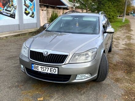 Шкода Октавия 2010 в Вознесенске на Automoto.ua Бежевый Шкода Октавия, объемом двигателя 1.9 л и пробегом 237 тыс. км за 7300 $, фото 1 на Automoto.ua