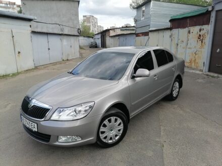 Шкода Октавия 2011 в Киеве на Automoto.ua Бежевый Шкода Октавия, объемом двигателя 1.8 л и пробегом 49 тыс. км за 12200 $, фото 1 на Automoto.ua