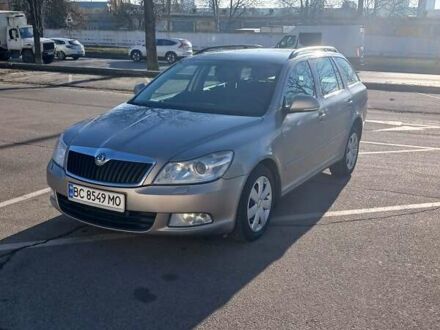 Бежевый Шкода Октавия, объемом двигателя 1.6 л и пробегом 363 тыс. км за 7300 $, фото 1 на Automoto.ua