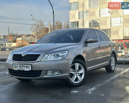 Бежевий Шкода Октавія, об'ємом двигуна 1.8 л та пробігом 143 тис. км за 8990 $, фото 1 на Automoto.ua