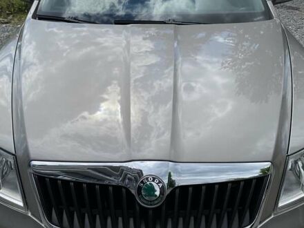 Бежевий Шкода Октавія, об'ємом двигуна 1.6 л та пробігом 120 тис. км за 8200 $, фото 1 на Automoto.ua