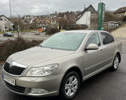 Бежевый Шкода Октавия, объемом двигателя 1.97 л и пробегом 250 тыс. км за 9500 $, фото 1 на Automoto.ua