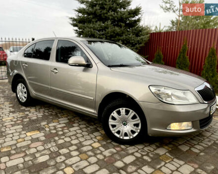 Бежевий Шкода Октавія, об'ємом двигуна 1.6 л та пробігом 226 тис. км за 8100 $, фото 1 на Automoto.ua