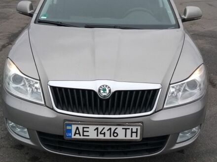 Бежевий Шкода Октавія, об'ємом двигуна 1.4 л та пробігом 210 тис. км за 8000 $, фото 1 на Automoto.ua