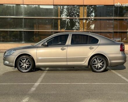 Бежевый Шкода Октавия, объемом двигателя 1.2 л и пробегом 190 тыс. км за 6900 $, фото 1 на Automoto.ua